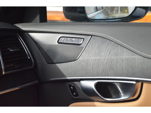 Volvo XC90 T8 Hybride AWD Ultimate Bright LONG RANGE | Luchtvering | Massage | Ventilatie stoelen | Panoramadak | Head-Up Display|