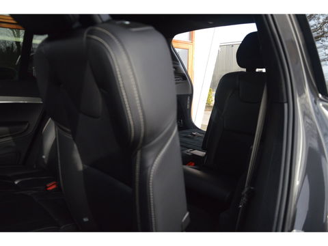 Volvo XC90 T8 Hybride AWD Plus Dark | Luchtvering | Head-Up Display | Harman/Kardon | Panoramadak | Trekhaak |