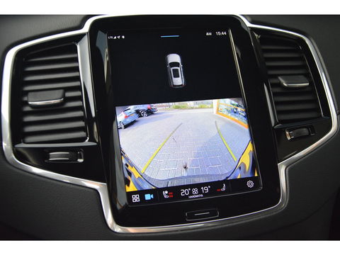 Volvo XC90 T8 Hybride AWD Plus Dark | Luchtvering | Head-Up Display | Harman/Kardon | Panoramadak | Trekhaak |