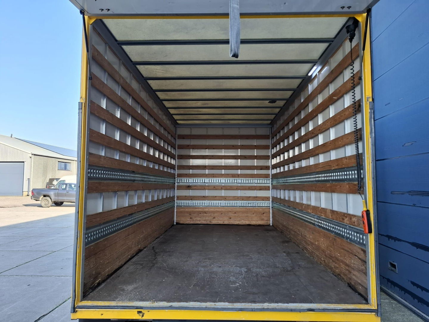 Ford Transit 350 2.2 TDCI L4H1 Ambiente LAADKLEP / NAVI / CRUISE CONTROLE / 3 ZITS / EURO 6