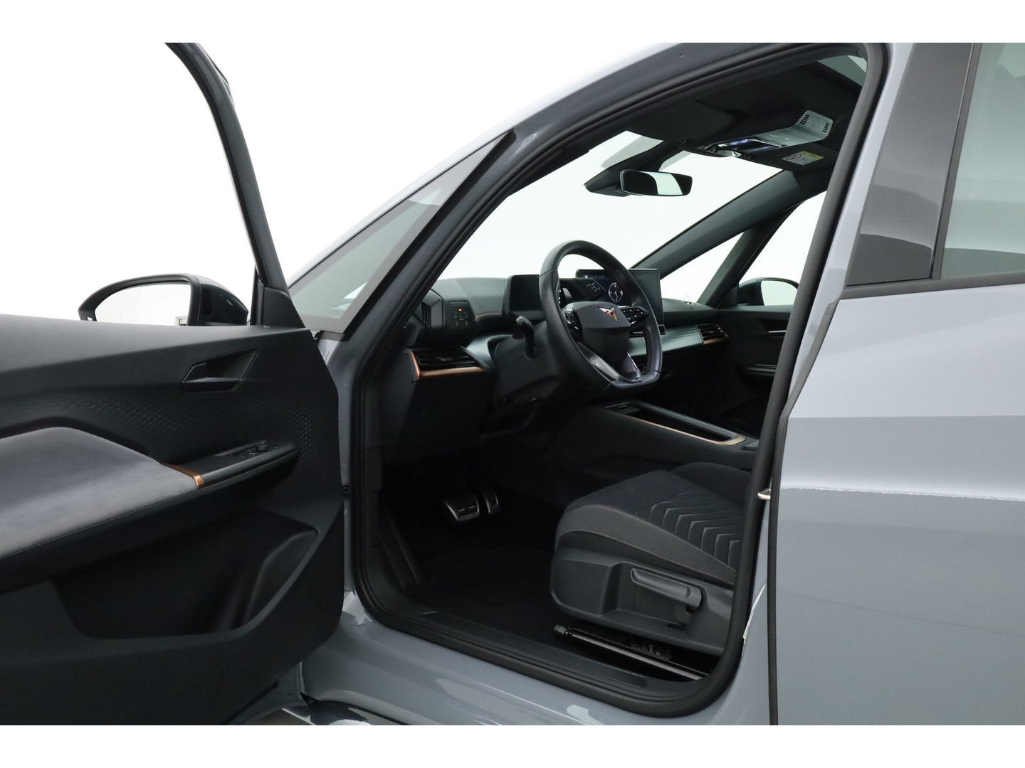 CUPRA Born Copper Edition 62 kWh | Pano | 360cam | Stoel-Stuurverw. | Adapt. Cruise | Keyless | CarPlay | Dodehoekdet.