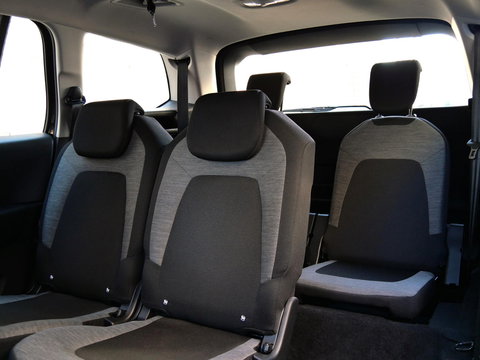 Citroën Grand C4 Spacetourer 1.2 130PK/ 7-PERSOONS/ TREKHAAK/ CAMERA