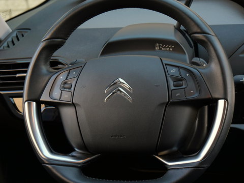 Citroën Grand C4 Spacetourer 1.2 130PK/ 7-PERSOONS/ TREKHAAK/ CAMERA