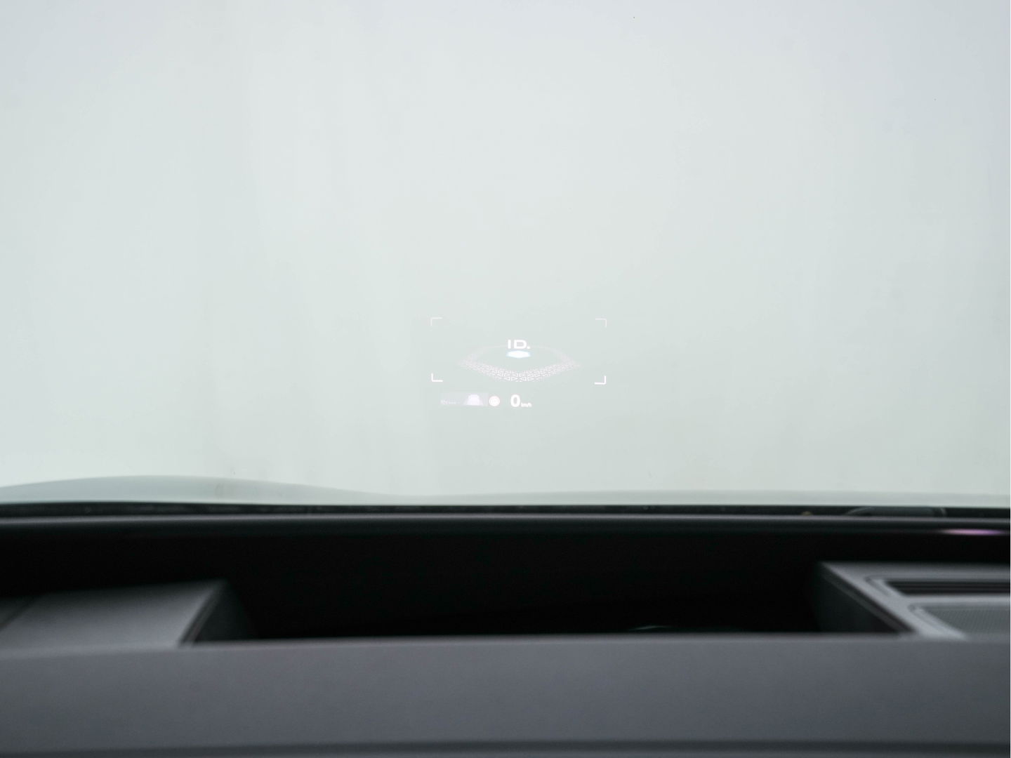 Volkswagen ID.4 First Max 77 kWh [ 3-Fase ] {SOH-81%} (INCL.BTW) Aut. *PANO | HEAD-UP | LEATHER-FABRIC | FULL-LED | MEMORY-PACK | TOP-VIEW | BLIND-SPOT | HEATED-SPORTSEATS | DIGI-COCKPIT | DAB+ | 19''ALU*