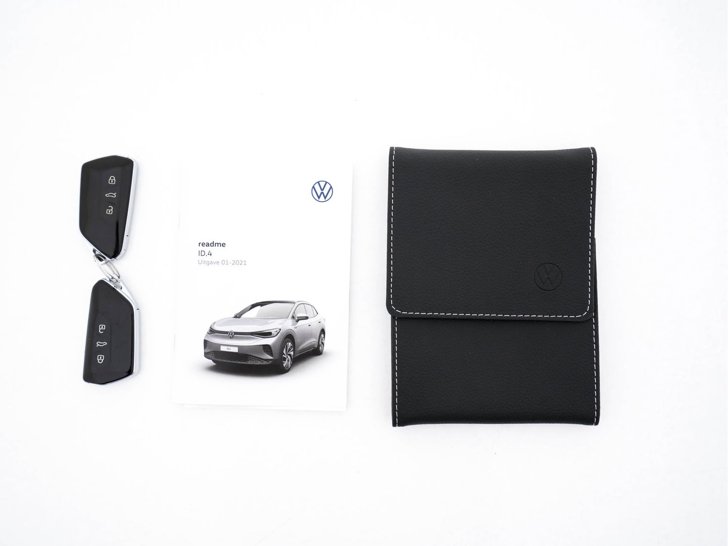 Volkswagen ID.4 First Max 77 kWh [ 3-Fase ] {SOH-81%} (INCL.BTW) Aut. *PANO | HEAD-UP | LEATHER-FABRIC | FULL-LED | MEMORY-PACK | TOP-VIEW | BLIND-SPOT | HEATED-SPORTSEATS | DIGI-COCKPIT | DAB+ | 19''ALU*