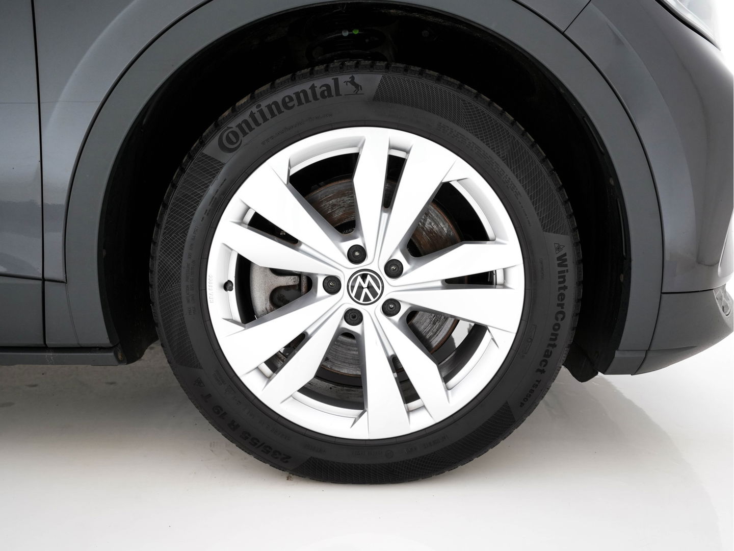 Volkswagen ID.4 First Max 77 kWh [ 3-Fase ] {SOH-81%} (INCL.BTW) Aut. *PANO | HEAD-UP | LEATHER-FABRIC | FULL-LED | MEMORY-PACK | TOP-VIEW | BLIND-SPOT | HEATED-SPORTSEATS | DIGI-COCKPIT | DAB+ | 19''ALU*