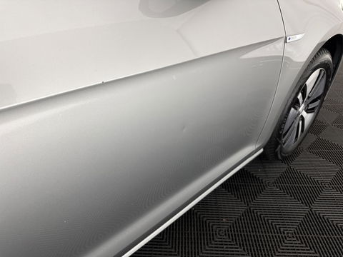 Volkswagen e-Golf {SOH-91%} (INCL-BTW) Aut. *HEATPUMP | ADAPTIVE-CRUISE | DIGI-COCKPIT | FULL-LED | NAVI-FULLMAP | COMFORTSEATS | ECC | PARKPILOT | CCS-FASTLOADER | 16''ALU*