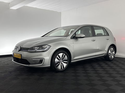 Volkswagen e-Golf {SOH-91%} (INCL-BTW) Aut. *HEATPUMP | ADAPTIVE-CRUISE | DIGI-COCKPIT | FULL-LED | NAVI-FULLMAP | COMFORTSEATS | ECC | PARKPILOT | CCS-FASTLOADER | 16''ALU*