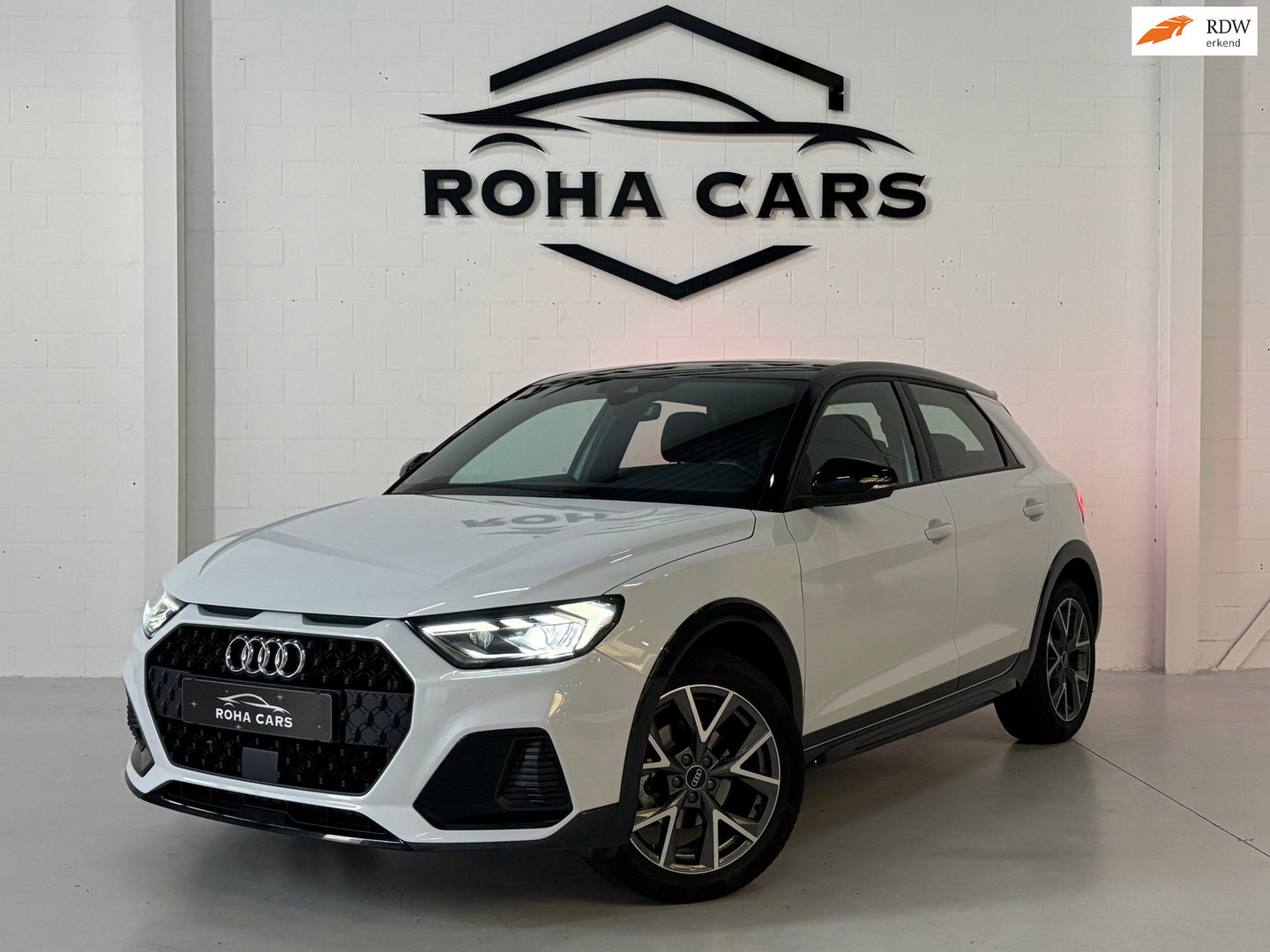 Audi A1 Allstreet 30 TFSI Advanced edition, Navi, Blackline, Automaat