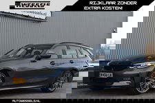 BMW 3 Serie - Touring 318i Business Edition Virtual cockpit, Carplay, Cruise, 19" M-sport velgen, Elek. achterklep, NAP