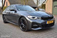 BMW 3 Serie - 330e High Exe M Sport Laser Schuifdak vol
