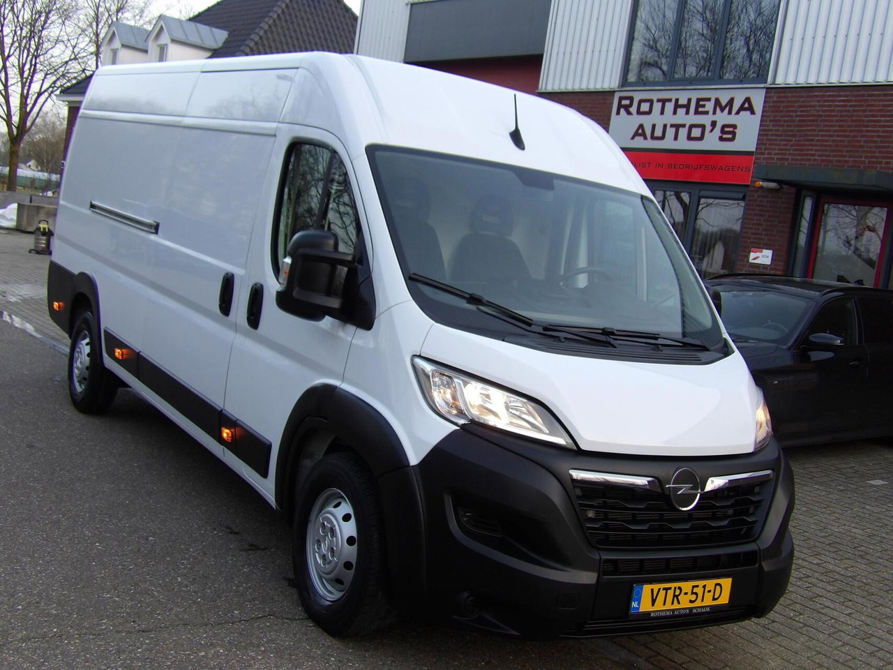 Opel Movano