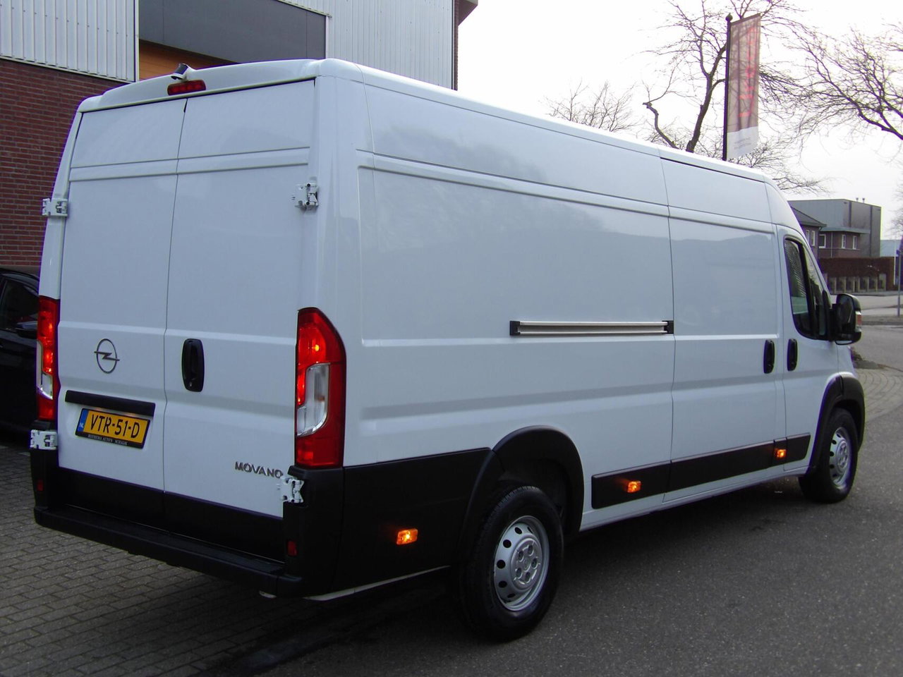 Opel Movano