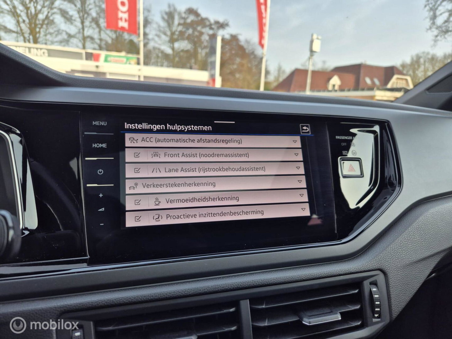 Volkswagen Polo 1.0 TSI 2x R-Line, DSG, Pano, IQ Light Grill