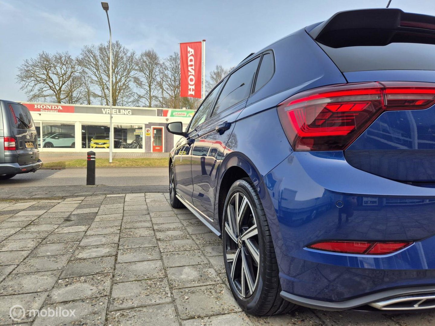 Volkswagen Polo 1.0 TSI 2x R-Line, DSG, Pano, IQ Light Grill
