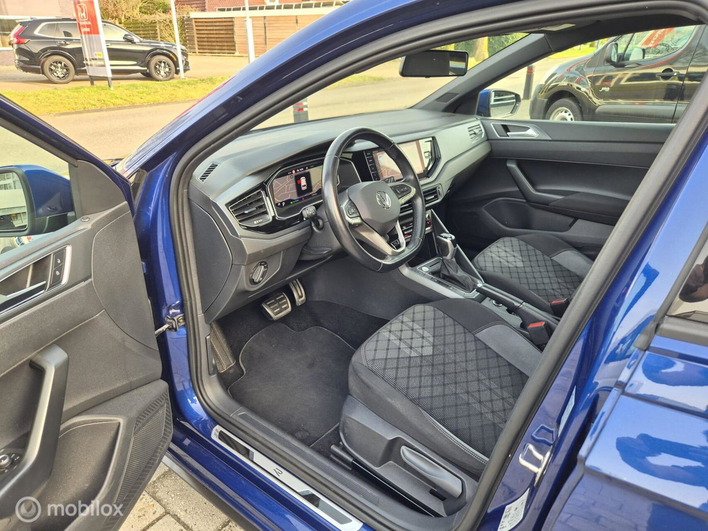 Volkswagen Polo 1.0 TSI 2x R-Line, DSG, Pano, IQ Light Grill