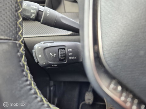 Peugeot 208 1.2 PureTech GT-Line, Pano, Riem vervangen, NAP!