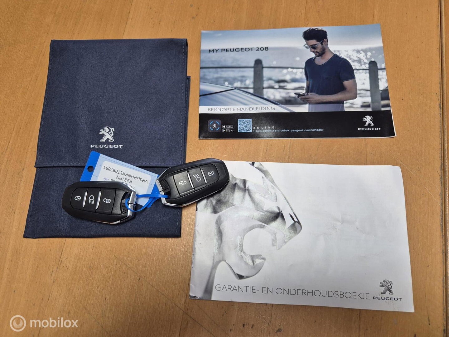 Peugeot 208 1.2 PureTech GT-Line, Pano, Riem vervangen, NAP!