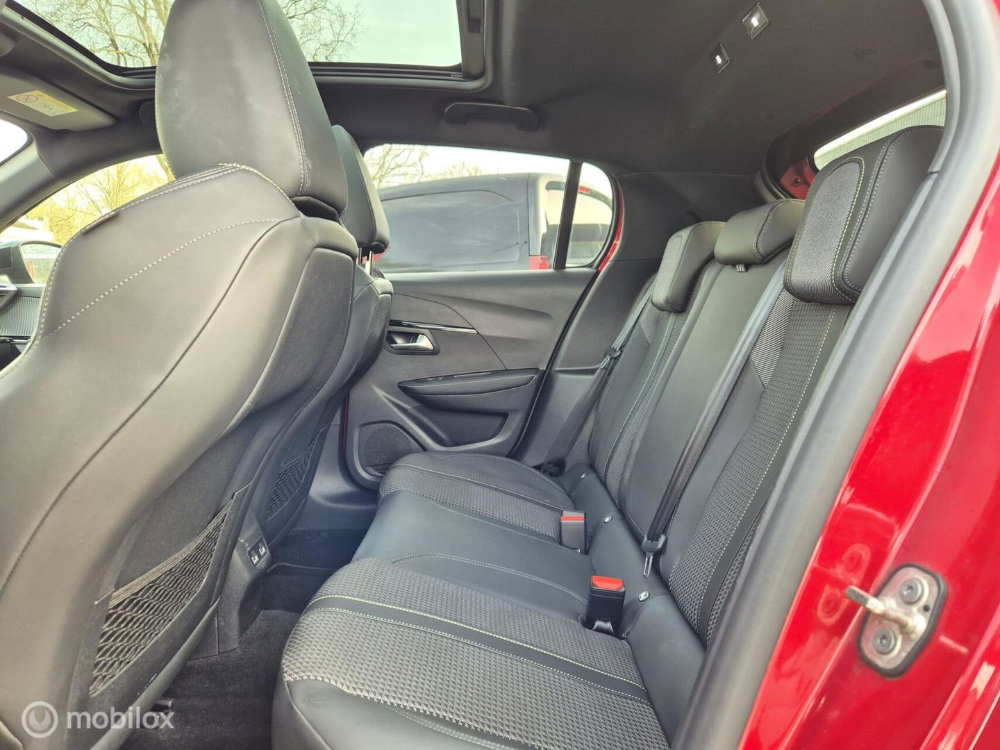 Peugeot 208 1.2 PureTech GT-Line, Pano, Riem vervangen, NAP!