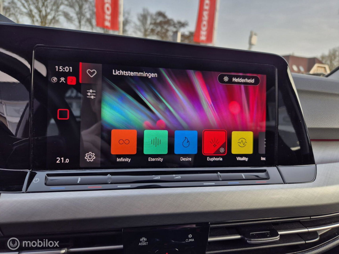 Volkswagen Golf 1.0 TSI Life, 1 Eigenaar, Dealer onderhouden!
