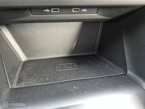 Volkswagen Golf 1.0 TSI Life, 1 Eigenaar, Dealer onderhouden!