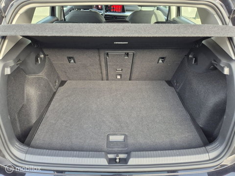 Volkswagen Golf 1.0 TSI Life, 1 Eigenaar, Dealer onderhouden!