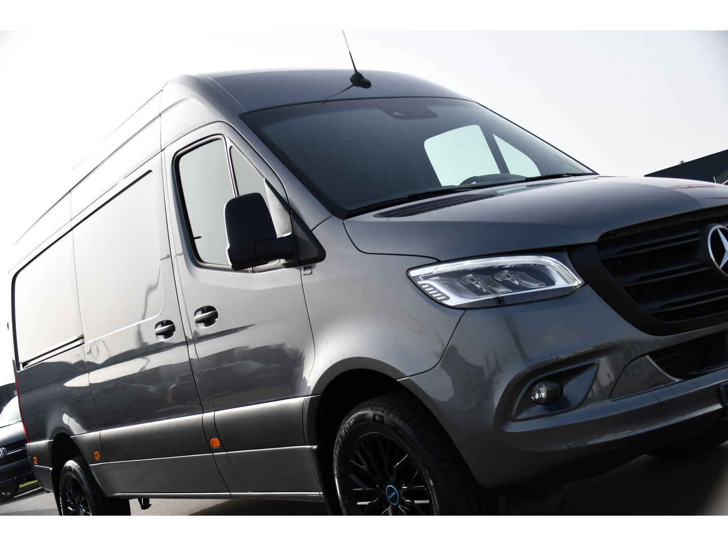 Mercedes-Benz Sprinter 317 1.9 CDI L2H2 RWD PB Edition Camera, Cruise, Carplay, LED, Stoelverwarming, Standkachel, Automaat, Multimedia, Geveerde Stoel, 170pk, Uniek!
