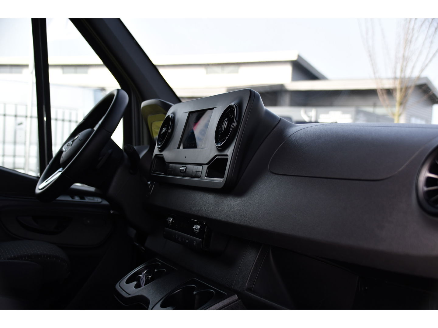 Mercedes-Benz Sprinter 317 1.9 CDI L2H2 RWD PB Edition Camera, Cruise, Carplay, LED, Stoelverwarming, Standkachel, Automaat, Multimedia, Geveerde Stoel, 170pk, Uniek!