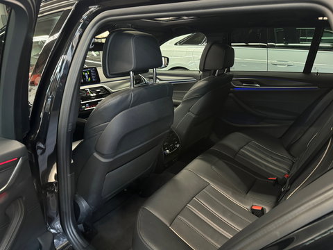 BMW 5 Serie Touring 530i High Ex M Sport Pano|Memory|Laser