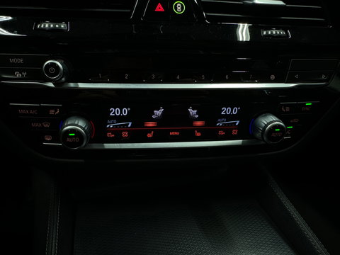 BMW 5 Serie Touring 530i High Ex M Sport Pano|Memory|Laser