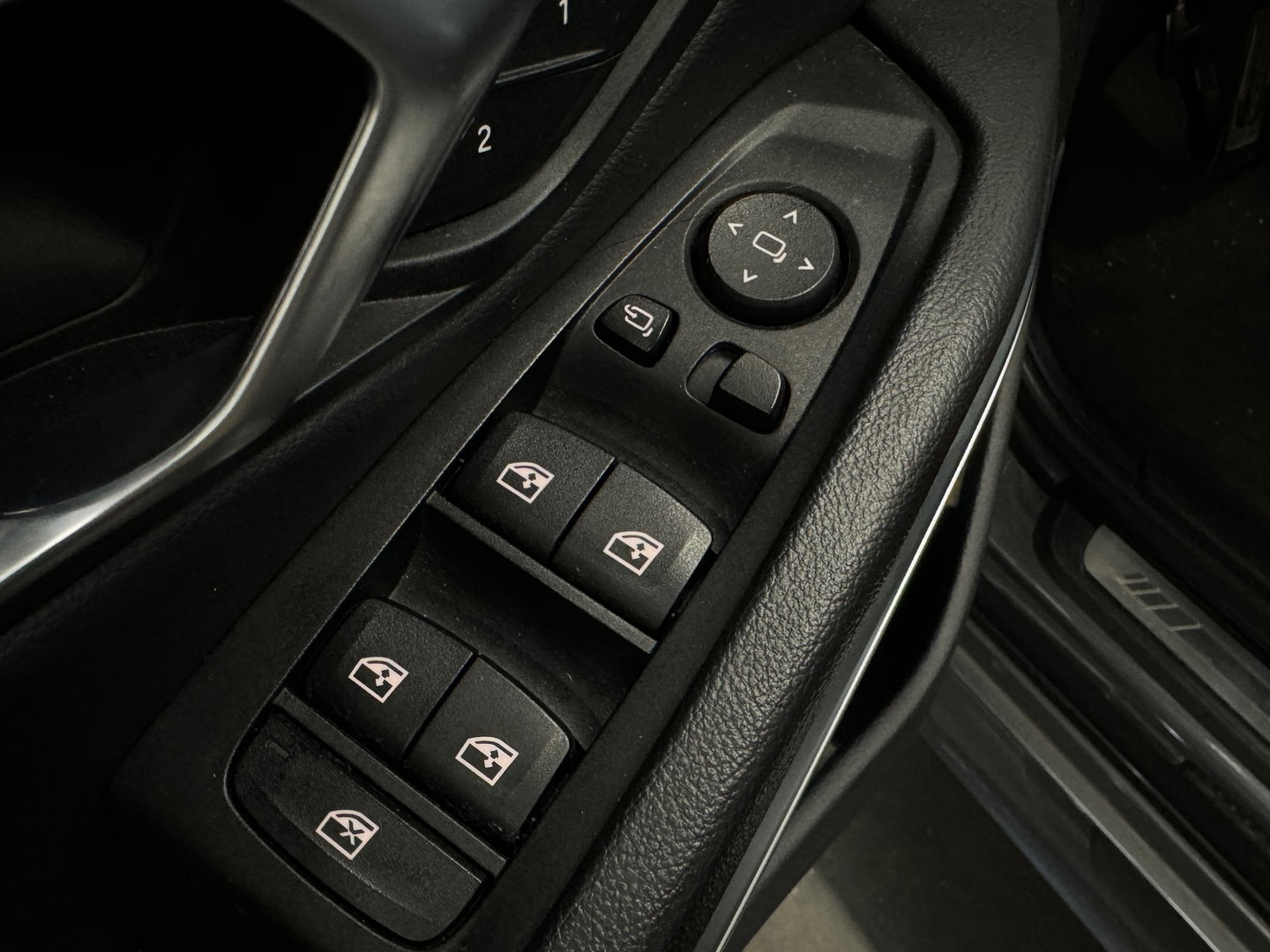 BMW 3 Serie Touring 330i High Executive Pano|HuD|H/K|Memory