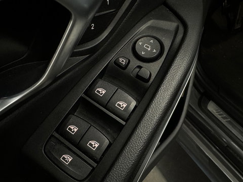 BMW 3 Serie Touring 330i High Executive Pano|HuD|H/K|Memory