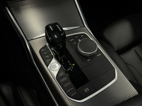 BMW 3 Serie Touring 330i High Executive Pano|HuD|H/K|Memory