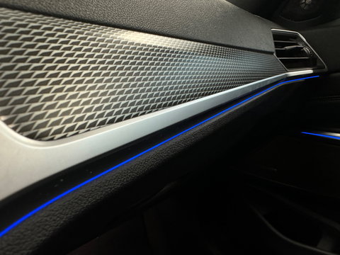 BMW 3 Serie Touring 330i High Executive Pano|HuD|H/K|Memory