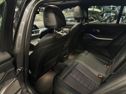 BMW 3 Serie Touring 330i High Executive Pano|HuD|H/K|Memory