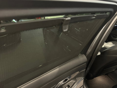 BMW 3 Serie Touring 330i High Executive Pano|HuD|H/K|Memory