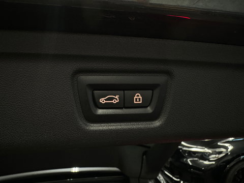 BMW 3 Serie Touring 330i High Executive Pano|HuD|H/K|Memory