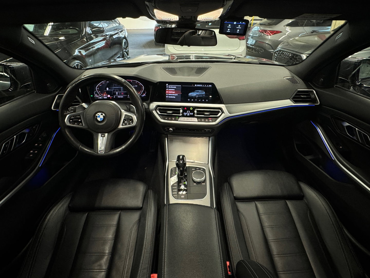 BMW 3 Serie Touring 330i High Executive Pano|HuD|H/K|Memory