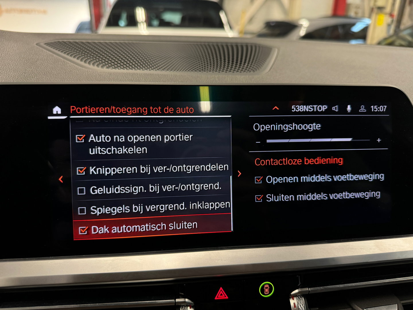 BMW 3 Serie Touring 330i High Executive Pano|HuD|H/K|Memory