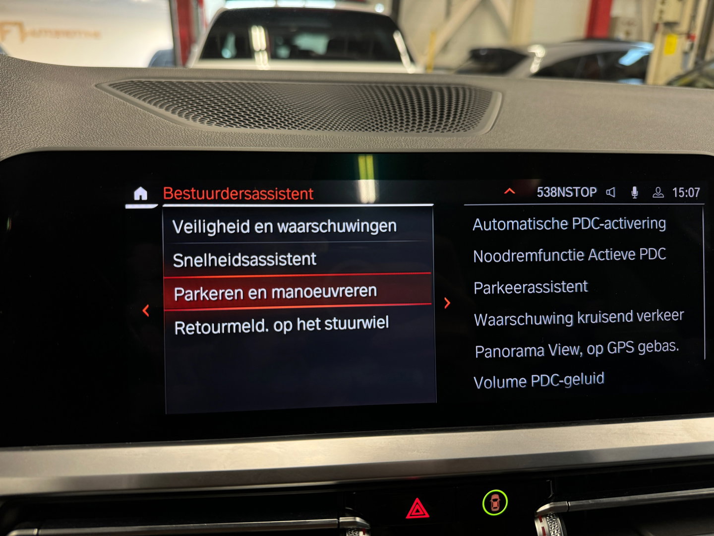 BMW 3 Serie Touring 330i High Executive Pano|HuD|H/K|Memory