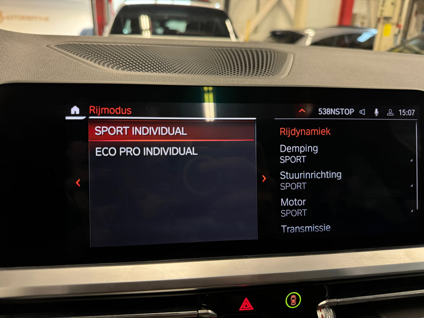 BMW 3 Serie Touring 330i High Executive Pano|HuD|H/K|Memory