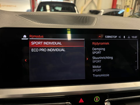 BMW 3 Serie Touring 330i High Executive Pano|HuD|H/K|Memory