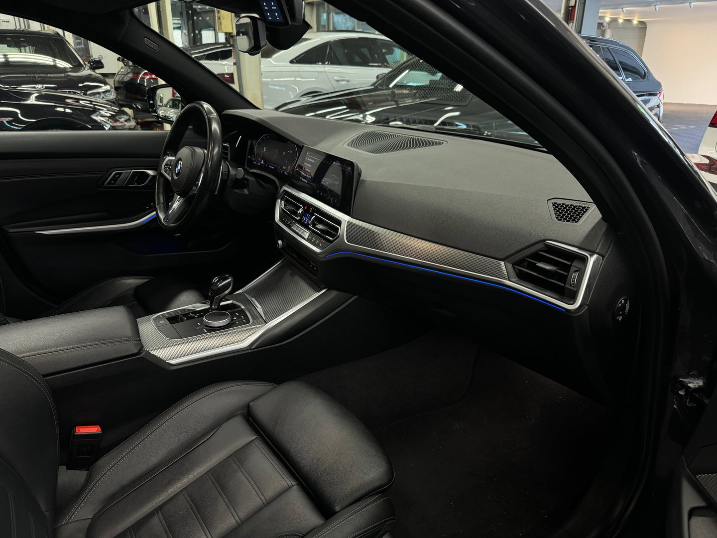 BMW 3 Serie Touring 330i High Executive Pano|HuD|H/K|Memory