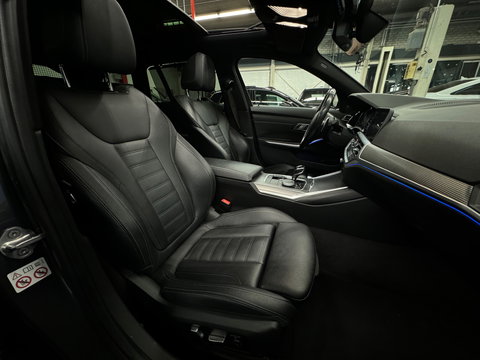 BMW 3 Serie Touring 330i High Executive Pano|HuD|H/K|Memory