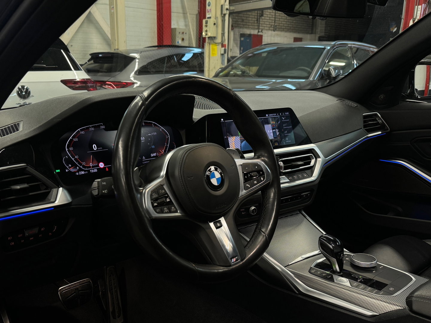 BMW 3 Serie Touring 330i High Executive Pano|HuD|H/K|Memory