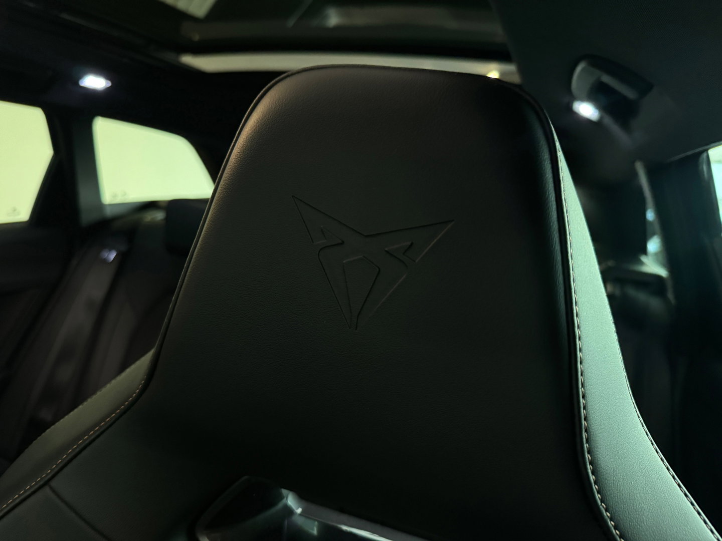 CUPRA Leon Sportstourer 1.4 e-Hybrid VZ Performance Pano|Key