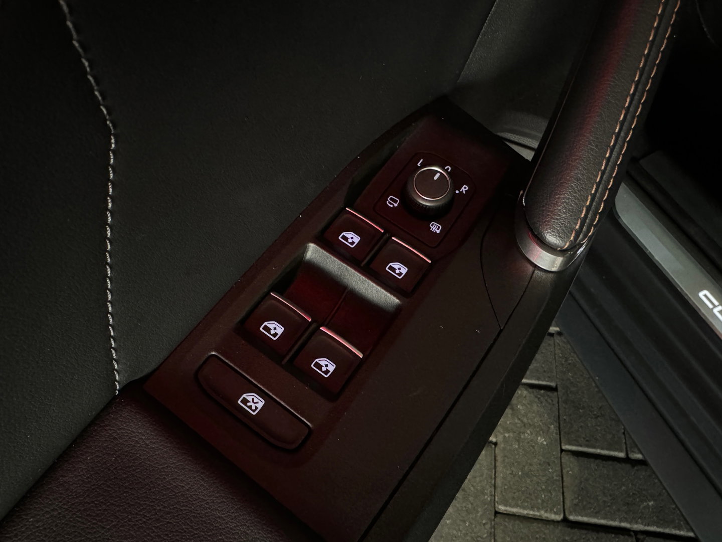 CUPRA Leon Sportstourer 1.4 e-Hybrid VZ Performance Pano|Key