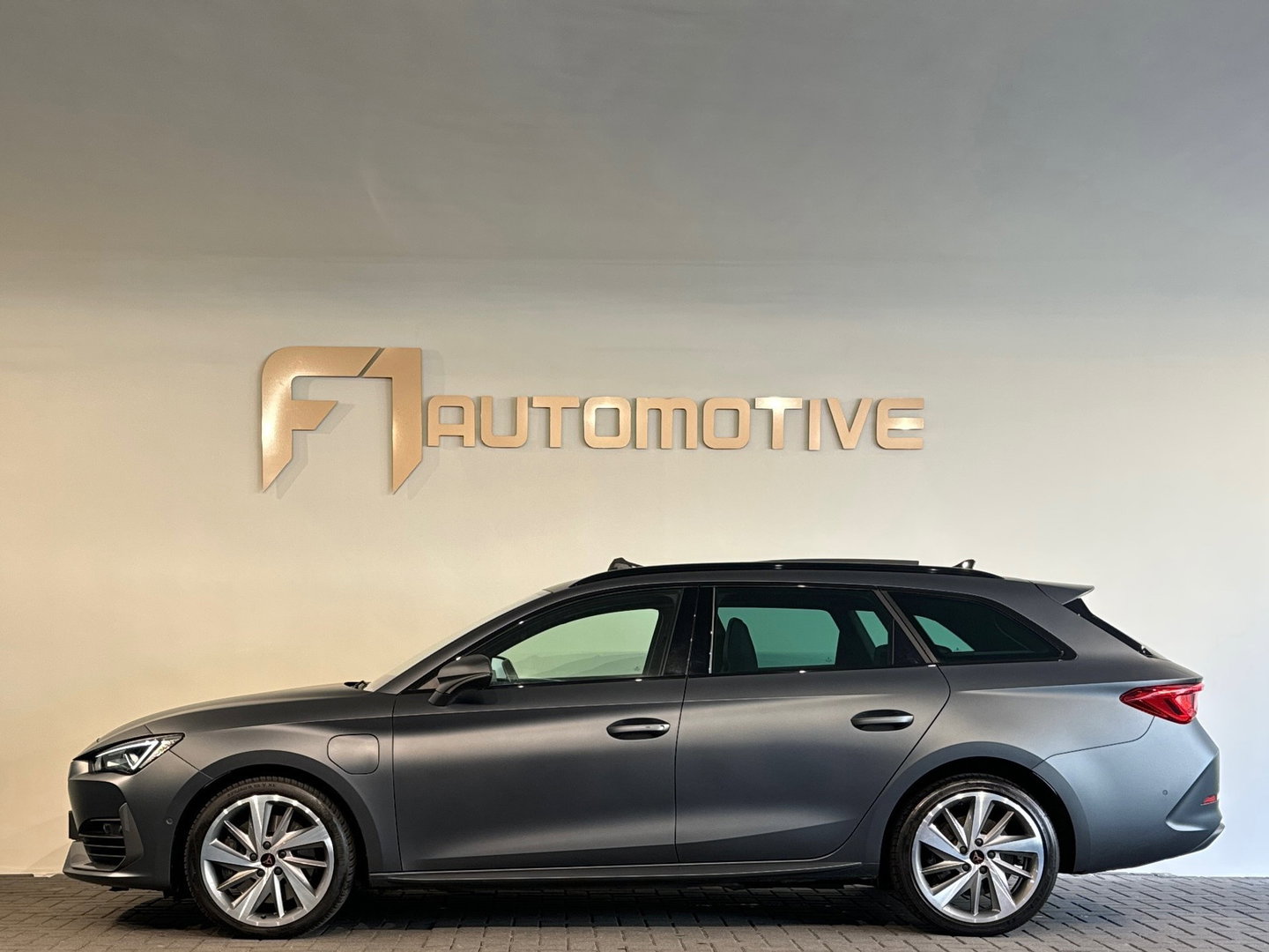 CUPRA Leon Sportstourer 1.4 e-Hybrid VZ Performance Pano|Key