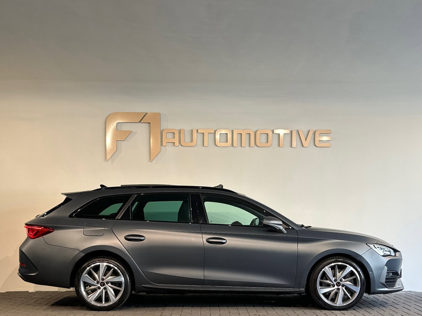 CUPRA Leon Sportstourer 1.4 e-Hybrid VZ Performance Pano|Key