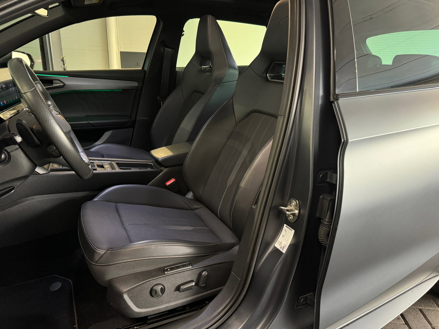 CUPRA Leon Sportstourer 1.4 e-Hybrid VZ Performance Pano|Key